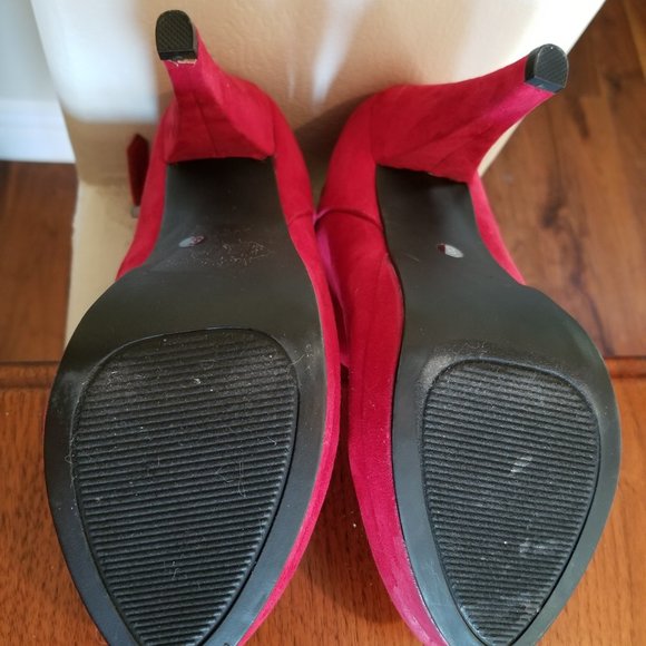 Diba Red Platform Ankle Boot * Never Worn * - Picture 9 of 13